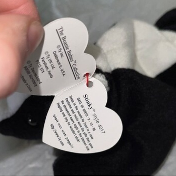 STINKY | Vtg Ty Original Beanie Baby 1995 Stinky the Skunk - Picture 8 of 9